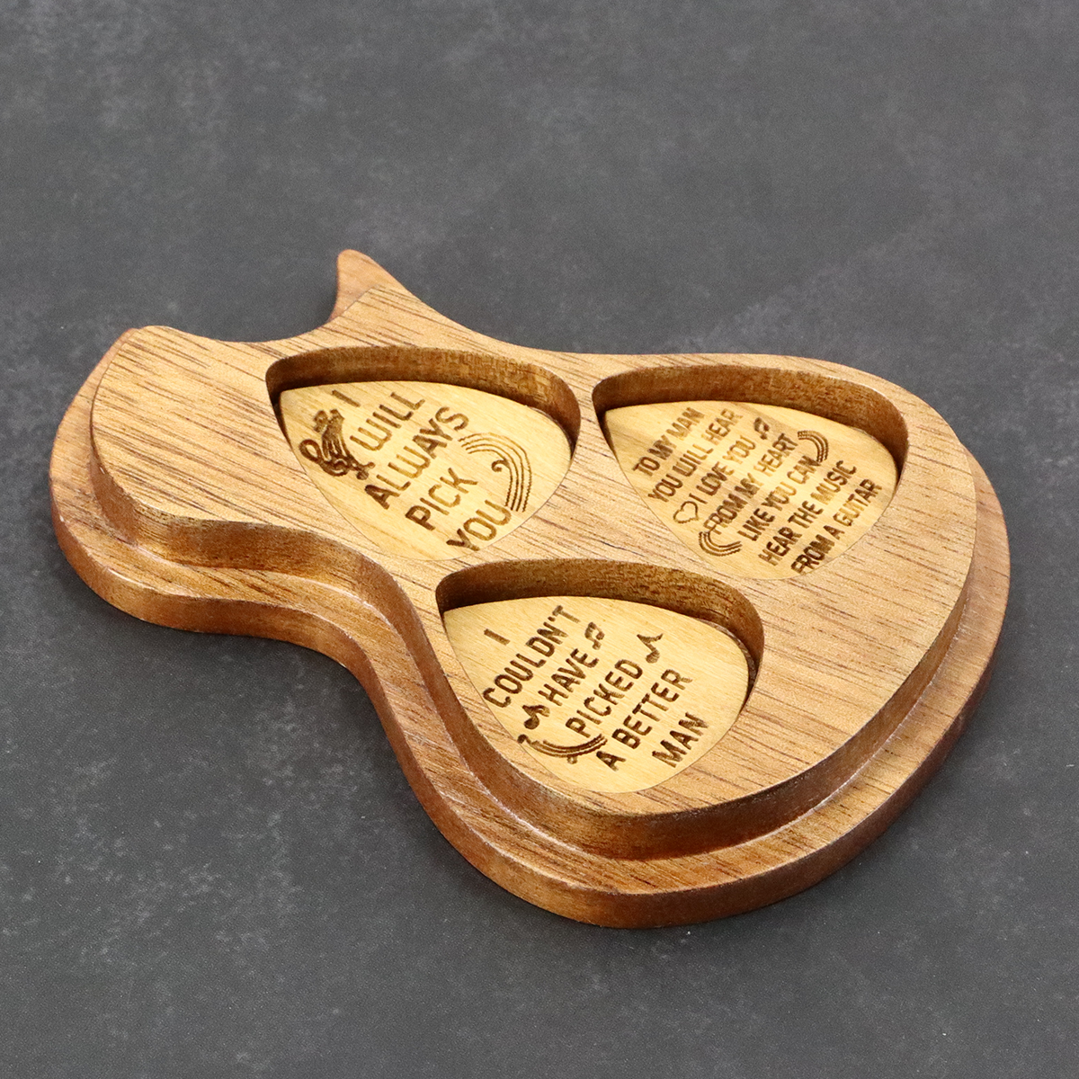 Engraved Guitar Pick Box Personalized Wood Guitar Picks Box Plectrum Container with 3 Pcs Guitar Pick for Music Instrument Guitar Players friend father boyfrend