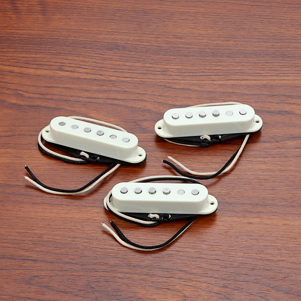 Alnico 5 Vintage 54 Single Coil Pickups SSS Set for Stratocaster Electric Guitar Aged White